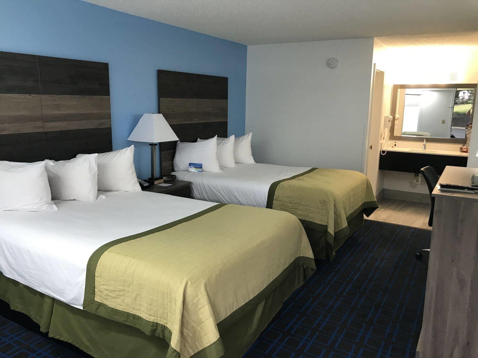 Baymont By Wyndham Anderson Clemson Hotel Buitenkant foto